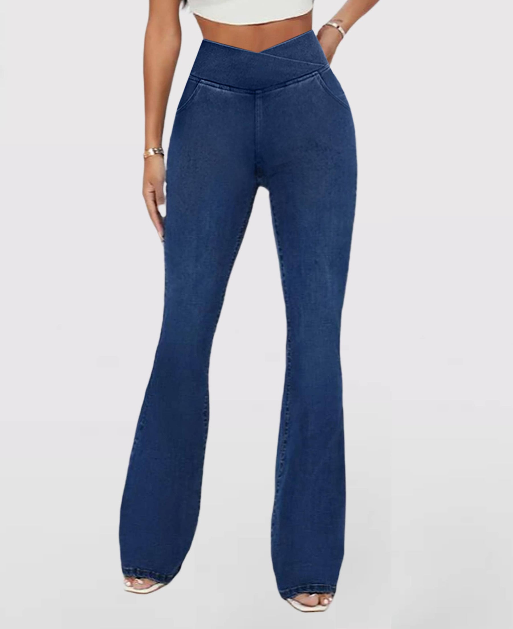 Calça Jeans de Cintura Alta Cruzada