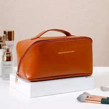 Necessaire Beauty + Garrafa Smart de Brinde